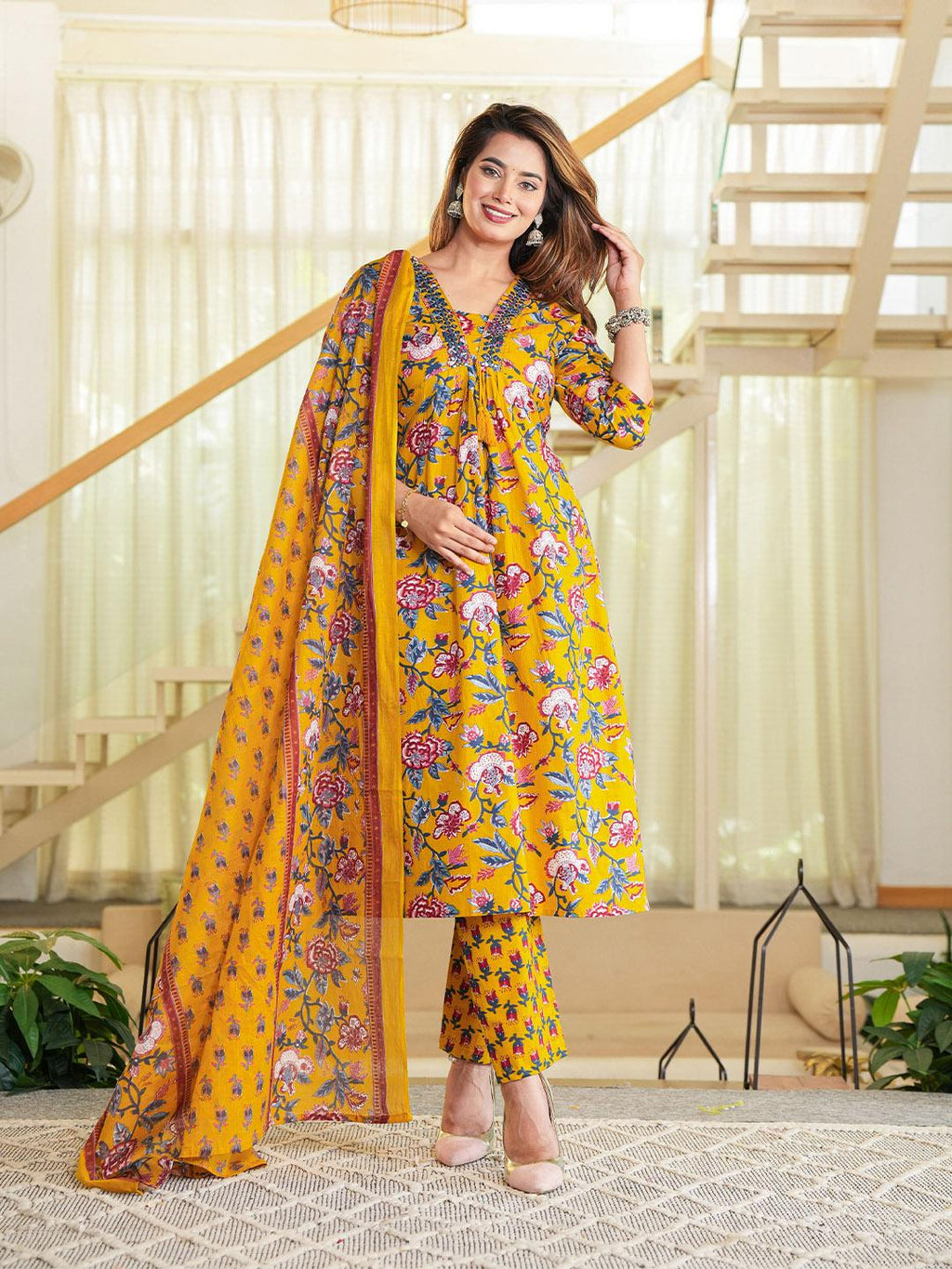 Women Floral Printed Regular Pure Cotton A-Line Kurta with Thread Work, Trousers & Dupatta