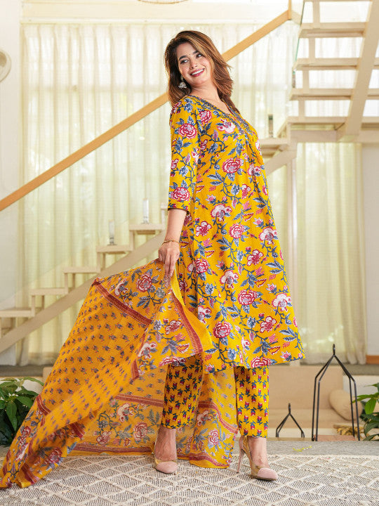 Women Floral Printed Regular Pure Cotton A-Line Kurta with Thread Work, Trousers & Dupatta
