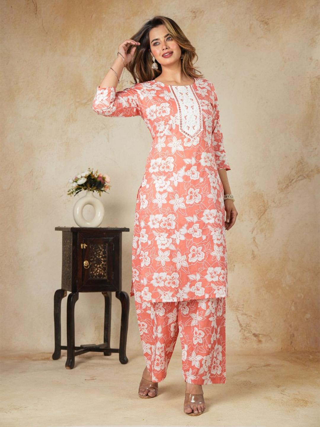Women Floral Printed Regular Pure Cotton Kurta with Mirror Work & Trousers