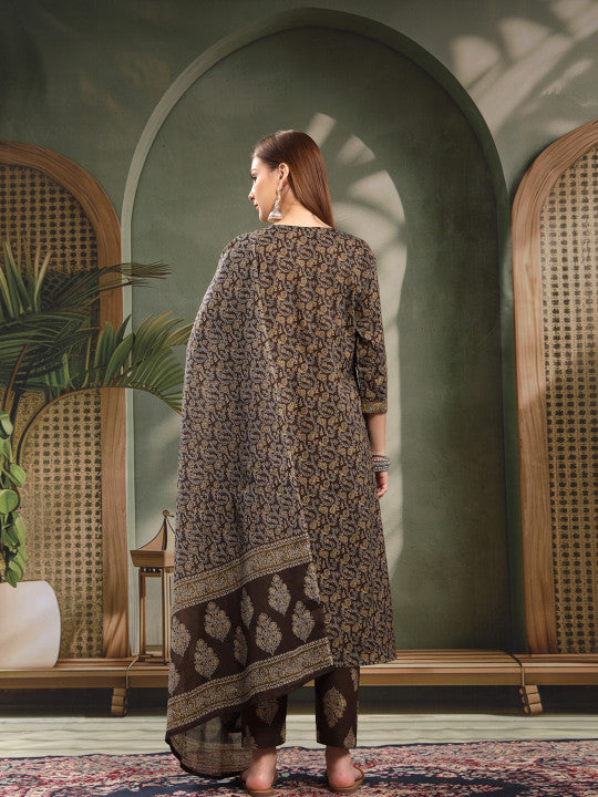 Women’s Ethnic Motif Printed Pure Cotton Pleated Kurta Set with Trousers & Dupatta